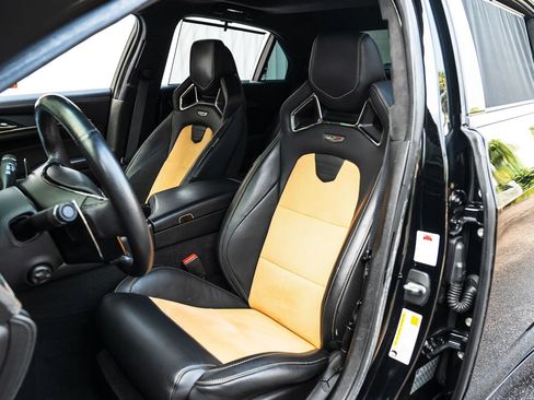Used 2018 Cadillac CTS V w/ Luxury Package RWD image 15