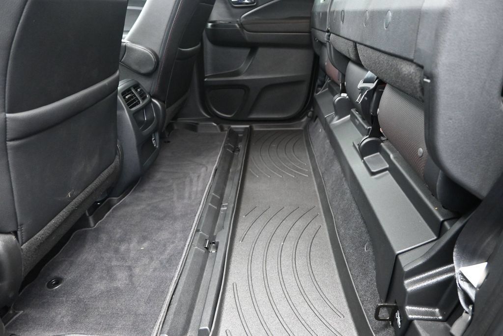 Used 2023 Honda Ridgeline Black Edition image 16