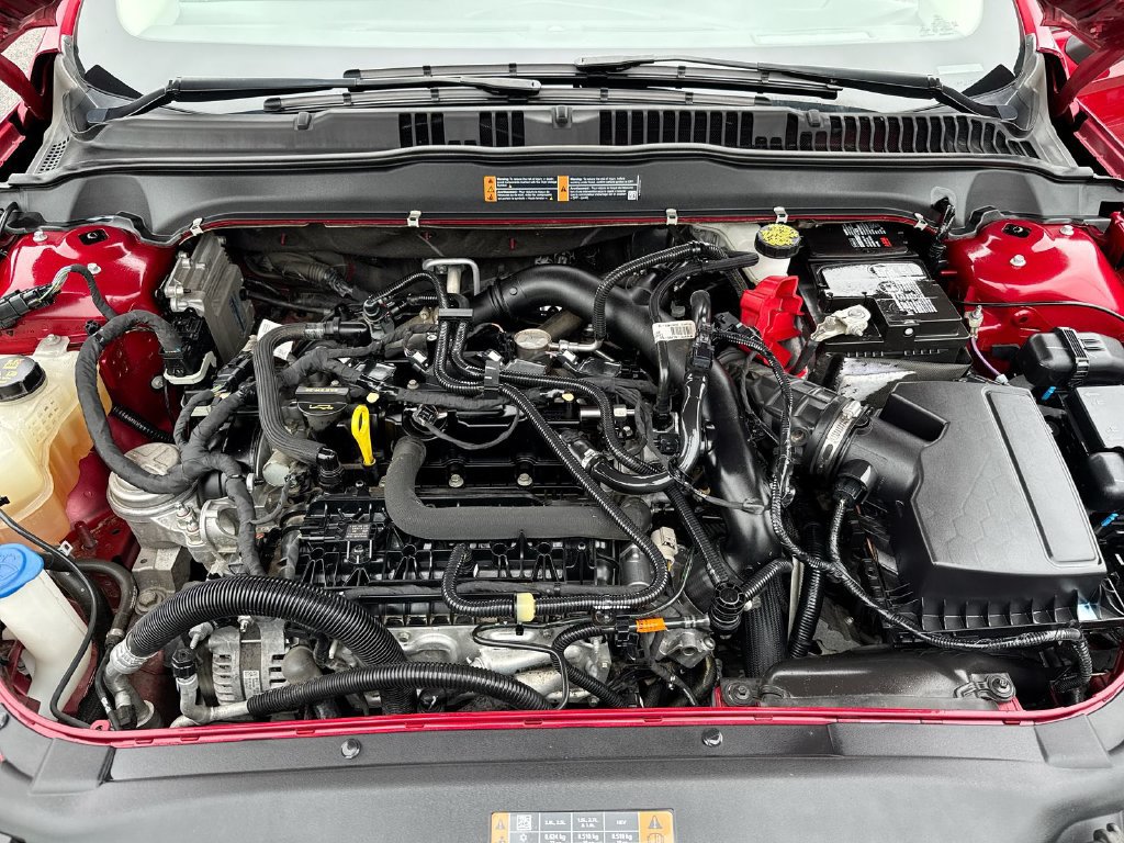 Used 2020 Ford Fusion SE FWD image 26