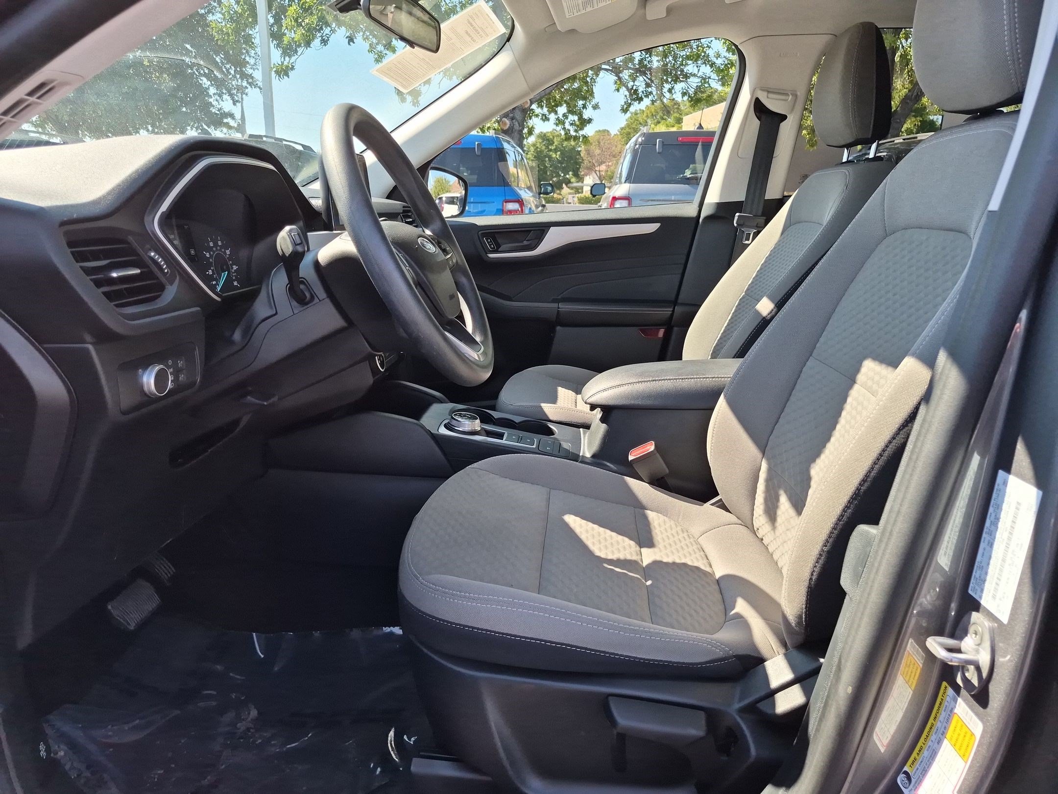 Used 2022 Ford Escape SE AWD/4WD image 17