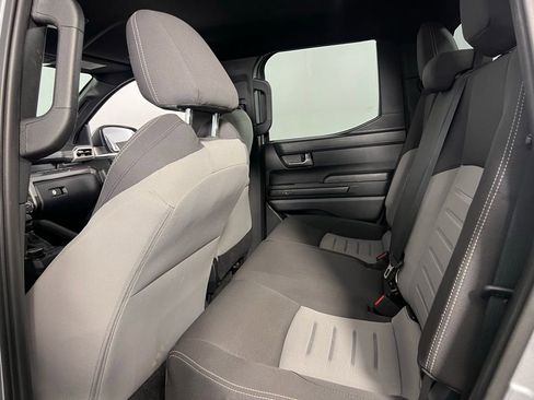 Used 2025 Toyota Tacoma TRD Off-Road image 25