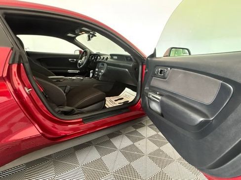 Used 2016 Ford Mustang Coupe w/ Equipment Group 051A RWD image 23