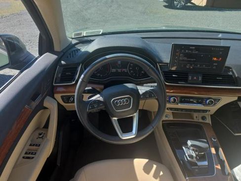 Used 2023 Audi Q5 2.0T Premium w/ Convenience Package AWD/4WD image 6