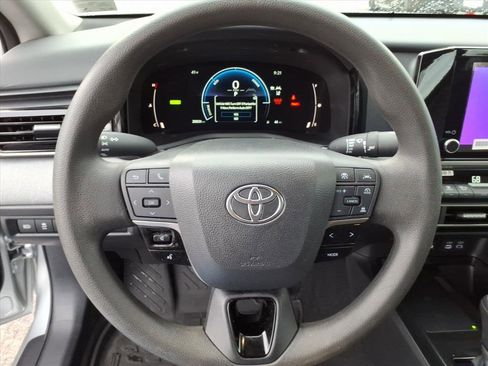 Certified 2025 Toyota Camry LE image 29