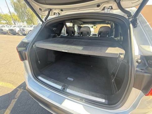 Used 2017 BMW X1 xDrive28i w/ Premium Package AWD/4WD image 9
