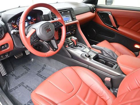 Certified 2024 Nissan GT-R Premium w/ Premium Interior Package AWD/4WD image 2