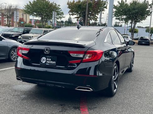 Used 2019 Honda Accord Sport image 7