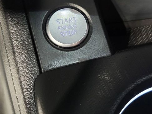 Used 2017 Audi A4 2.0T Premium Plus w/ Premium Plus Package image 46