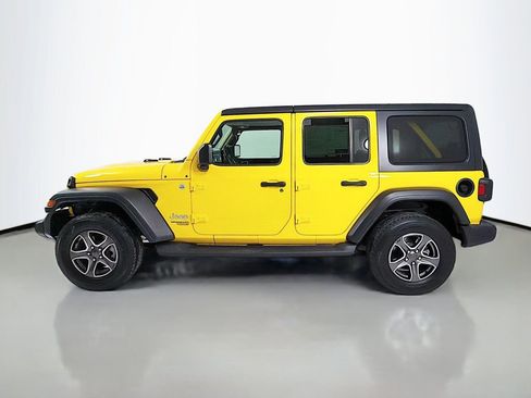 Used 2019 Jeep Wrangler Unlimited Sport S image 4
