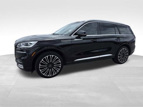 Certified 2023 Lincoln Aviator Black Label w/ Class IV Trailer Tow Package image 5