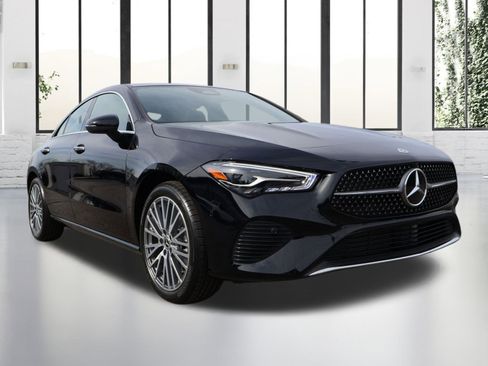 Certified 2024 Mercedes-Benz CLA 250 4MATIC image 7