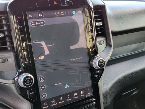 Used 2025 RAM 2500 Tradesman image 27