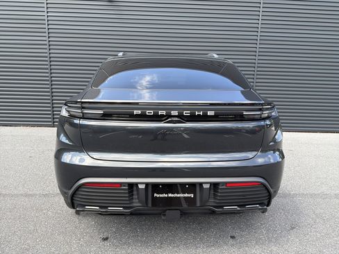 New 2025 Porsche Macan 4 Electric AWD/4WD image 1