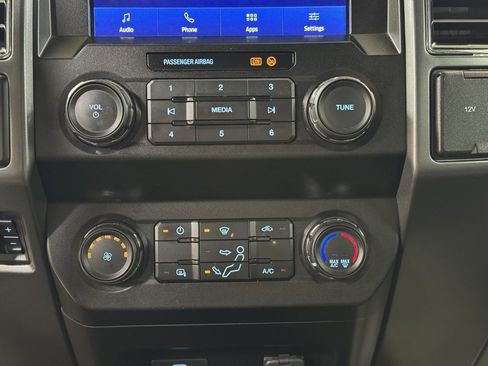 Used 2020 Ford F250 XLT image 36