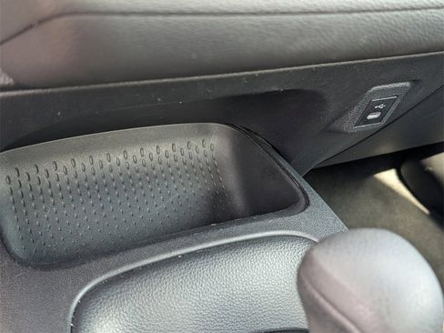 Used 2024 Toyota Corolla LE image 11