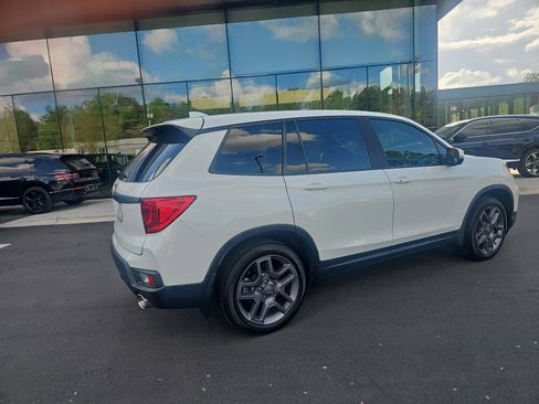 Used 2022 Honda Passport EX-L image 5