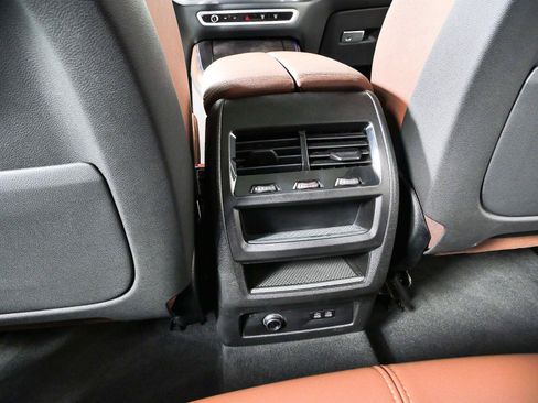 Used 2024 BMW X5 xDrive40i w/ Premium Package AWD/4WD image 21