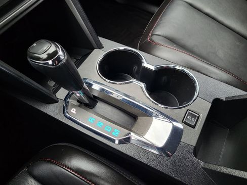 Used 2016 Chevrolet Equinox LTZ w/ Enhanced Convenience Package image 31