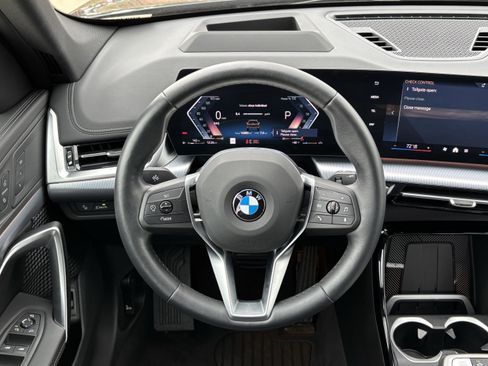 Certified 2025 BMW X1 xDrive28i image 18