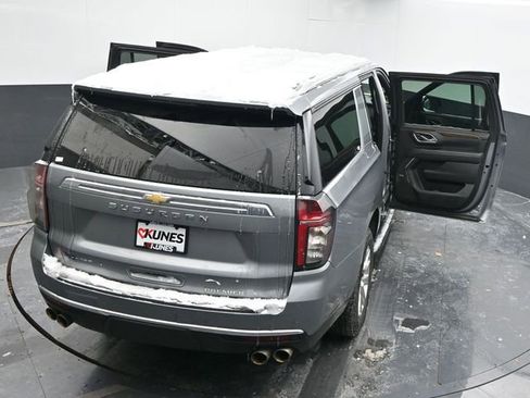 Used 2023 Chevrolet Suburban Premier image 70