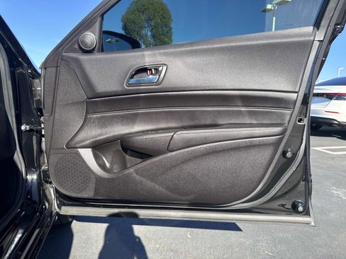 Used 2018 Acura ILX w/ Premium Package image 28