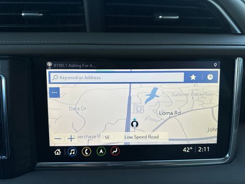 Used 2021 GMC Yukon Denali w/ Denali Premium Package image 8