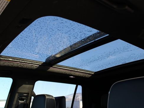 Used 2021 Chevrolet Tahoe Premier image 30