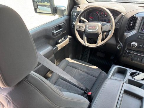 Used 2024 GMC Sierra 2500 Pro w/ Convenience Package AWD/4WD image 13