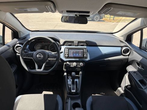Used 2025 Nissan Versa SV FWD image 26