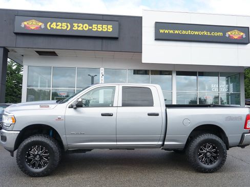 Used 2019 RAM 2500 Tradesman AWD/4WD image 2