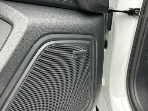 Certified 2025 Porsche Macan image 26