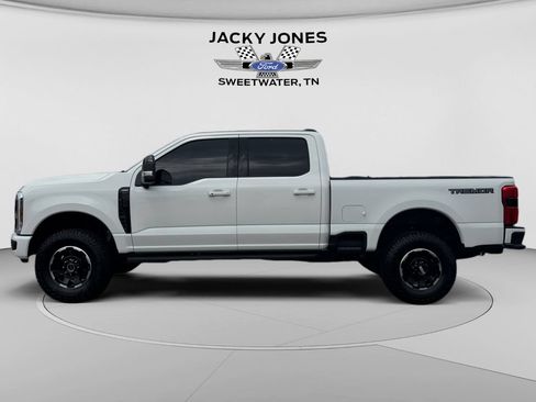 Used 2025 Ford F250 Lariat w/ Lariat Ultimate Package AWD/4WD image 2