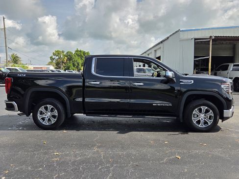Certified 2024 GMC Sierra 1500 SLT AWD/4WD image 6