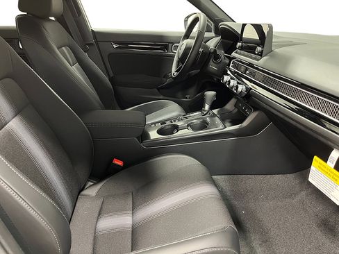 New 2026 Honda Civic Sport image 25