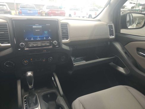 Used 2023 Nissan Frontier SV w/ Technology Package AWD/4WD image 21