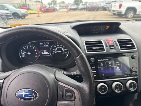 Used 2018 Subaru Forester 2.5i Limited AWD/4WD image 19