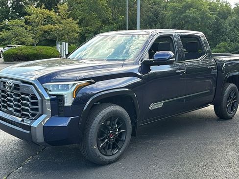 New 2026 Toyota Tundra Platinum w/ TRD Off-Road Package AWD/4WD image 2