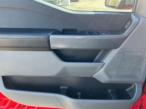 Used 2023 Ford F150 XLT image 14