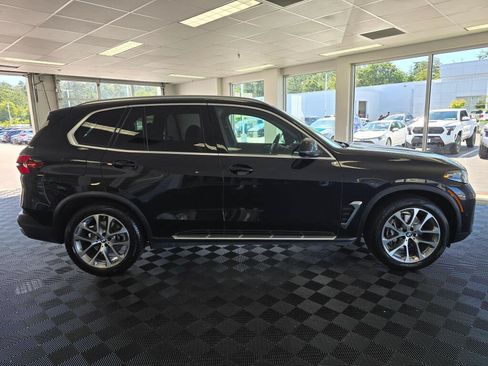 Used 2026 BMW X5 xDrive40i AWD/4WD image 2