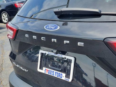 Used 2023 Ford Escape Platinum AWD/4WD image 28