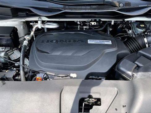 Used 2018 Honda Odyssey Touring image 32