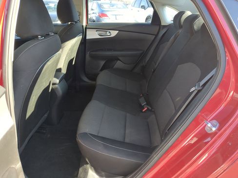 Used 2023 Kia Forte LXS w/ LXS Technology Package image 27