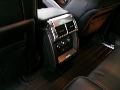 Used 2012 Land Rover Range Rover Supercharged w/ Silver Pack AWD/4WD image 23