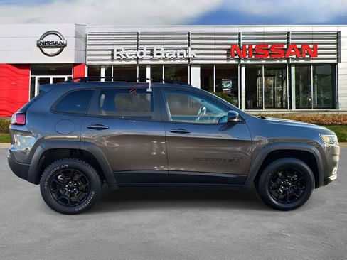 Used 2022 Jeep Cherokee Latitude w/ Trailer Tow Group AWD/4WD image 4