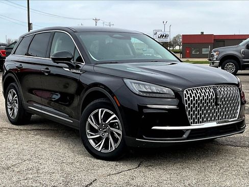 Used 2024 Lincoln Corsair AWD w/ Equipment Group 101A image 35