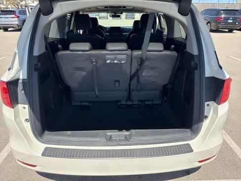 Used 2018 Honda Odyssey EX-L image 24