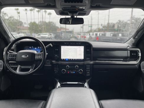 Used 2023 Ford F350 Lariat w/ Lariat Ultimate Package AWD/4WD image 5
