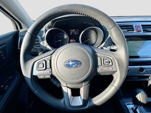 Used 2017 Subaru Outback 2.5i Limited image 12