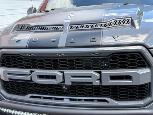 Used 2018 Ford F150 Raptor w/ Equipment Group 802A Luxury AWD/4WD image 12