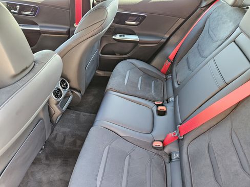 Used 2025 Mercedes-Benz GLC 43 AMG GLC 43 AMG image 30